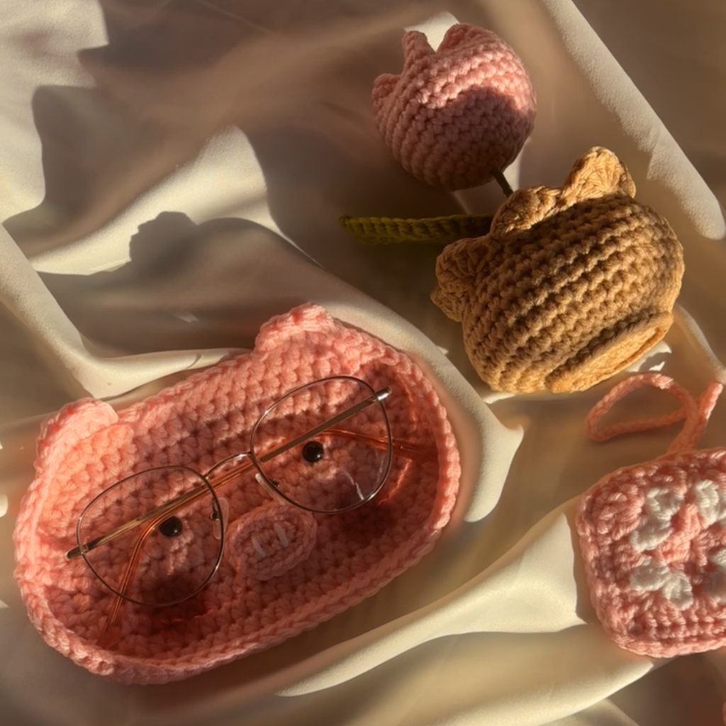 Pink theme hamper