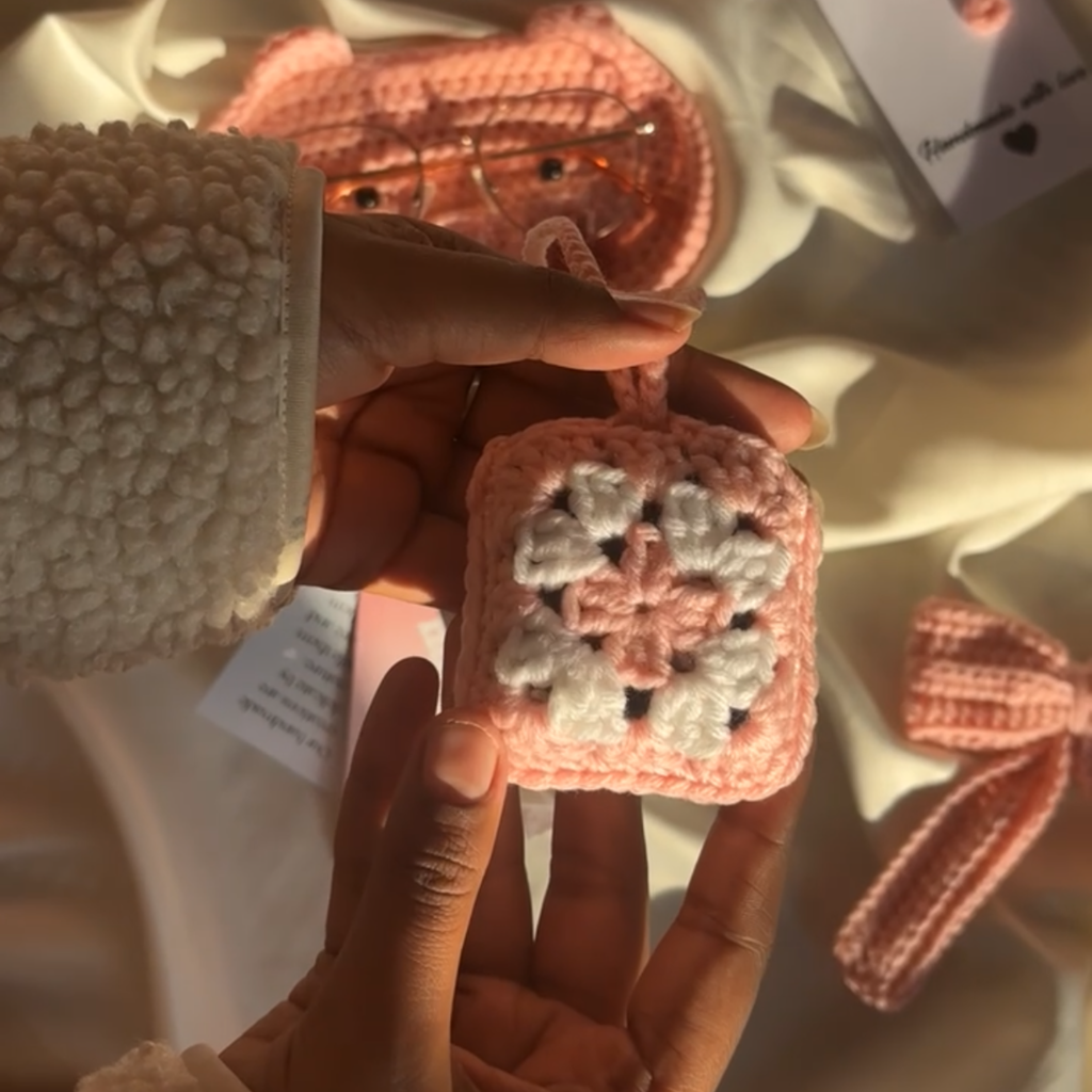 Pink theme hamper