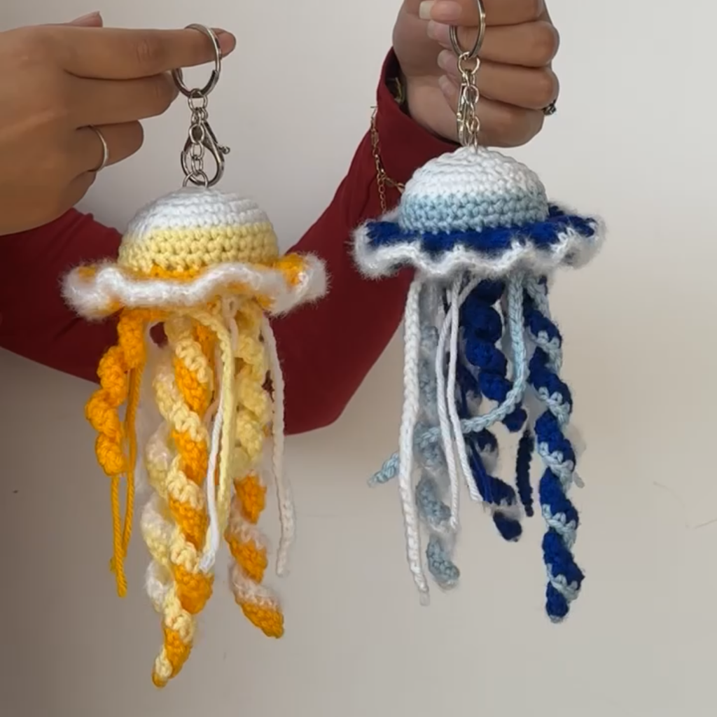 Jelly fish keychain