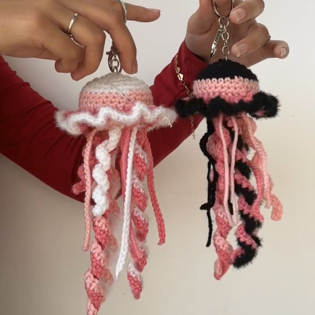 Jelly fish keychain